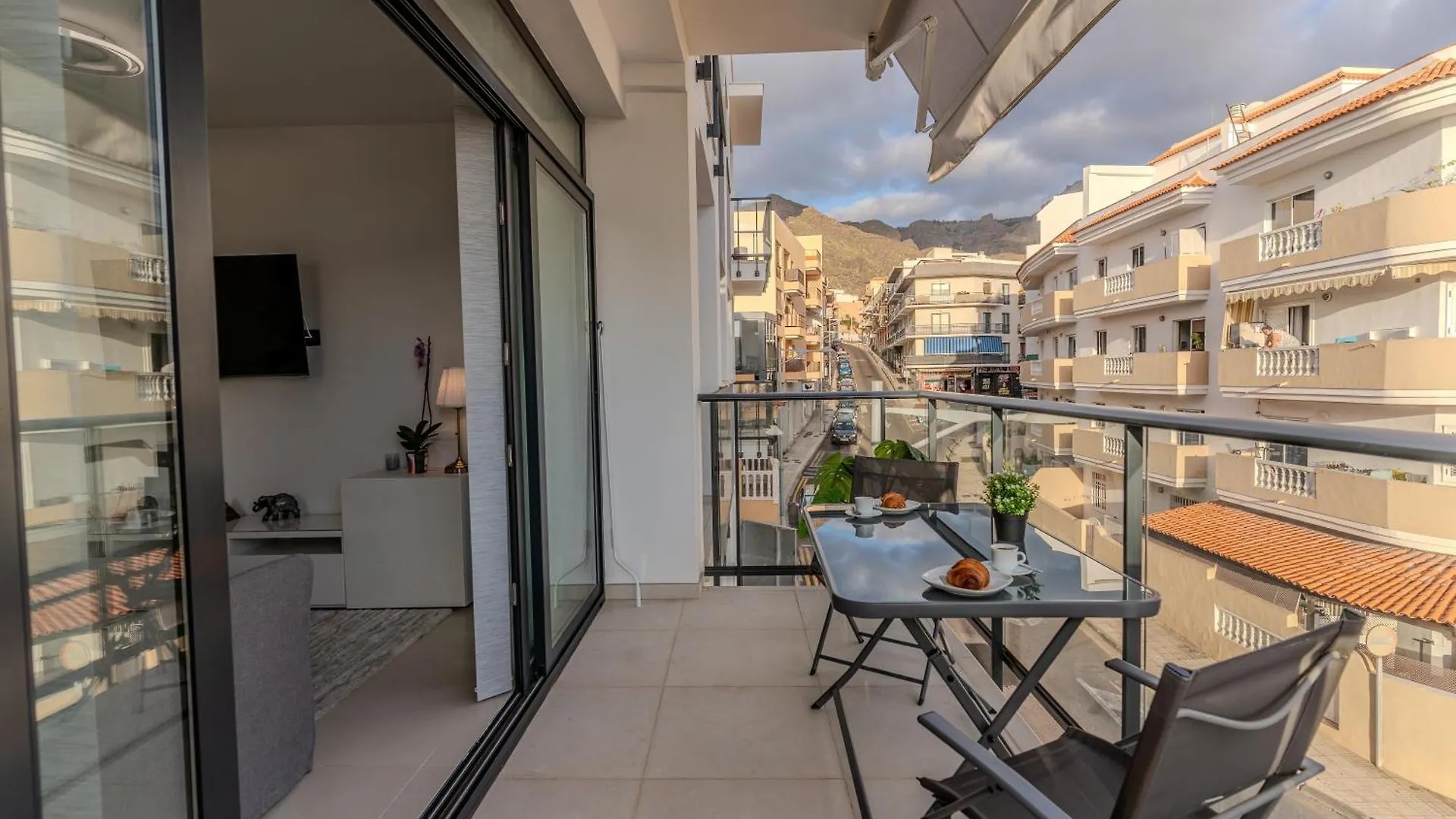 Apartamento The Korner, Central Adeje Renovated Flat Costa Adeje